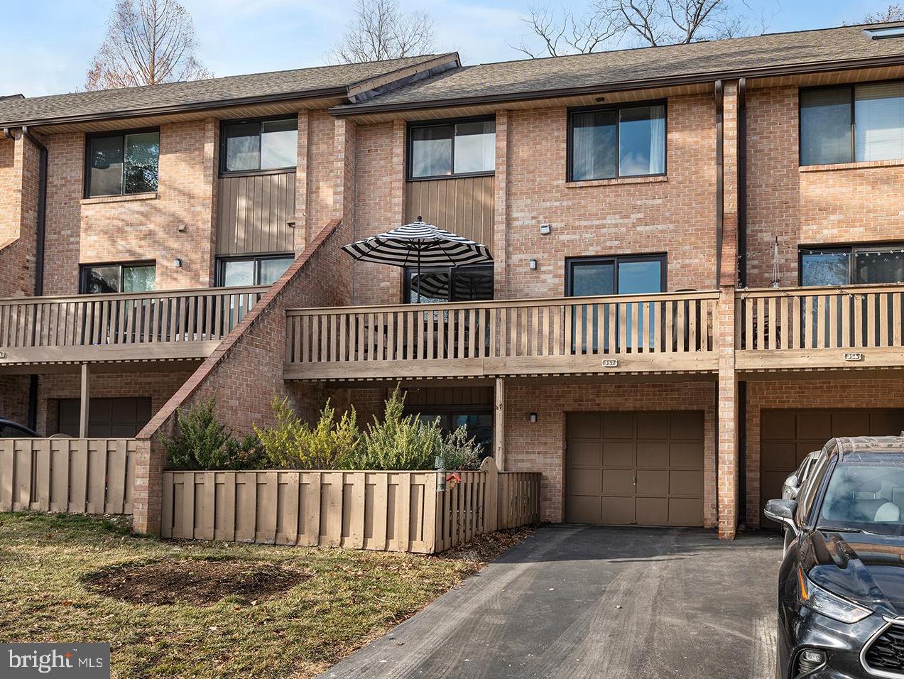 PAOLI WOODS - Residential