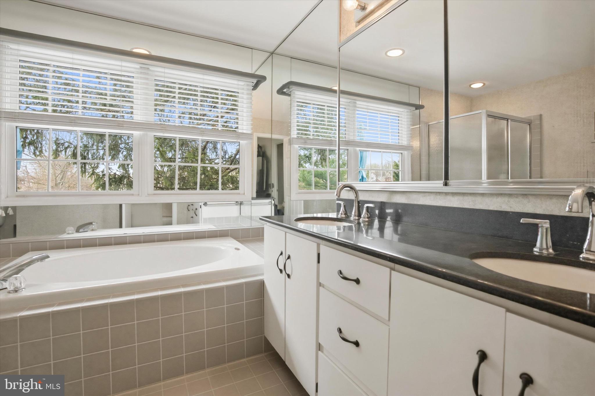 PINECREST - Residential