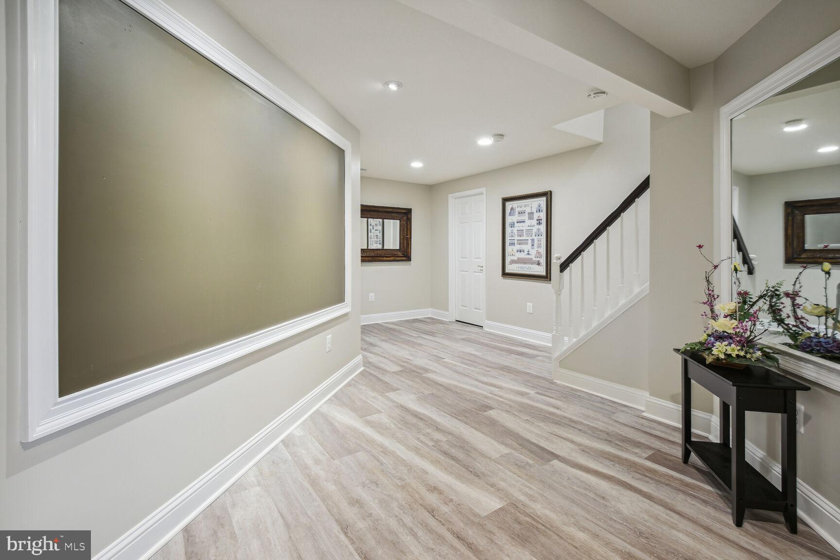 POTOMAC GLEN - Residential