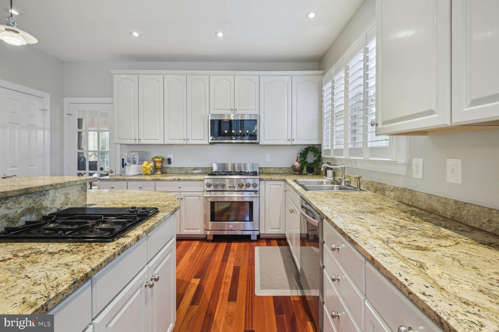 POTOMAC GLEN - Residential