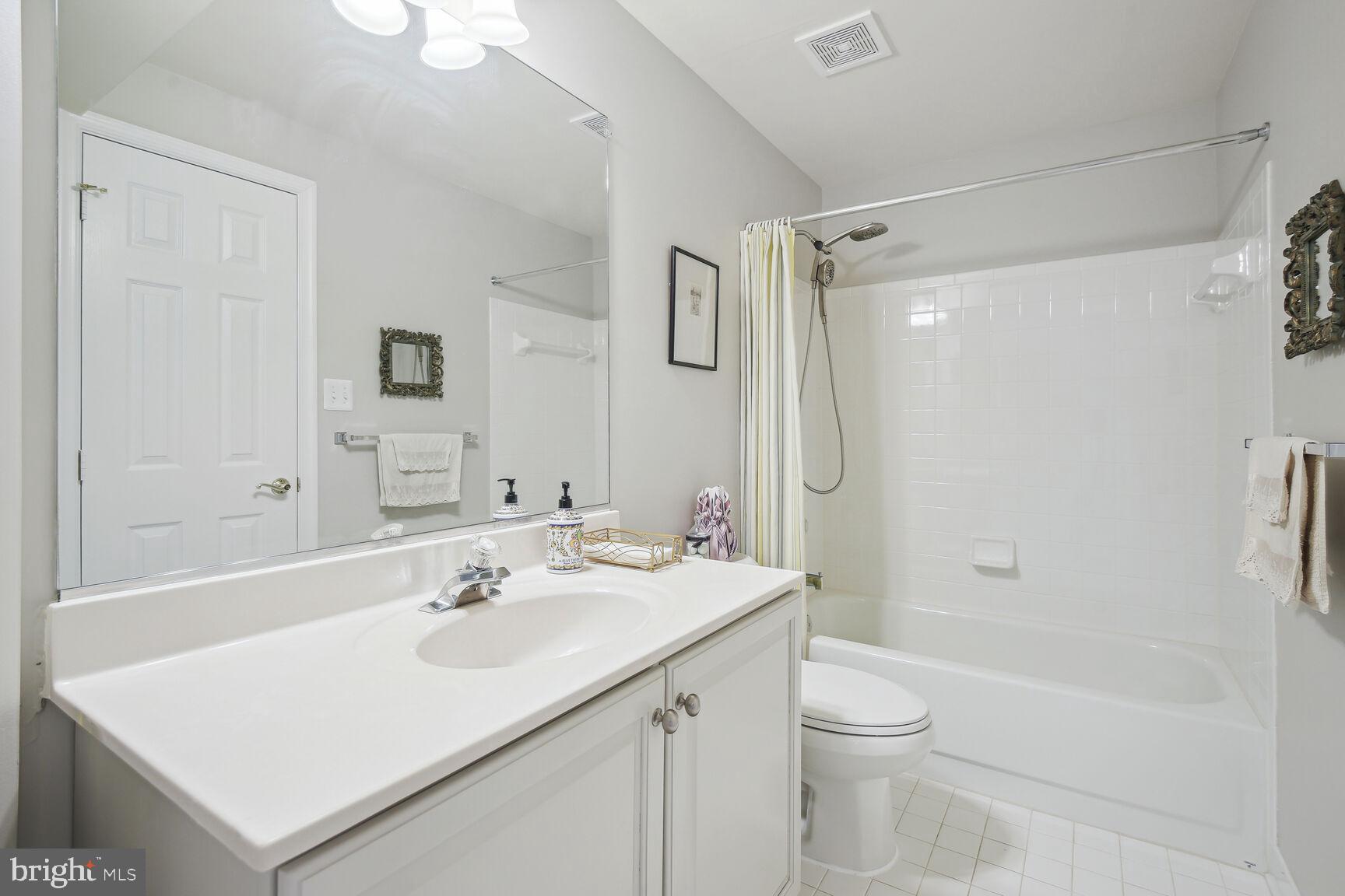 POTOMAC GLEN - Residential