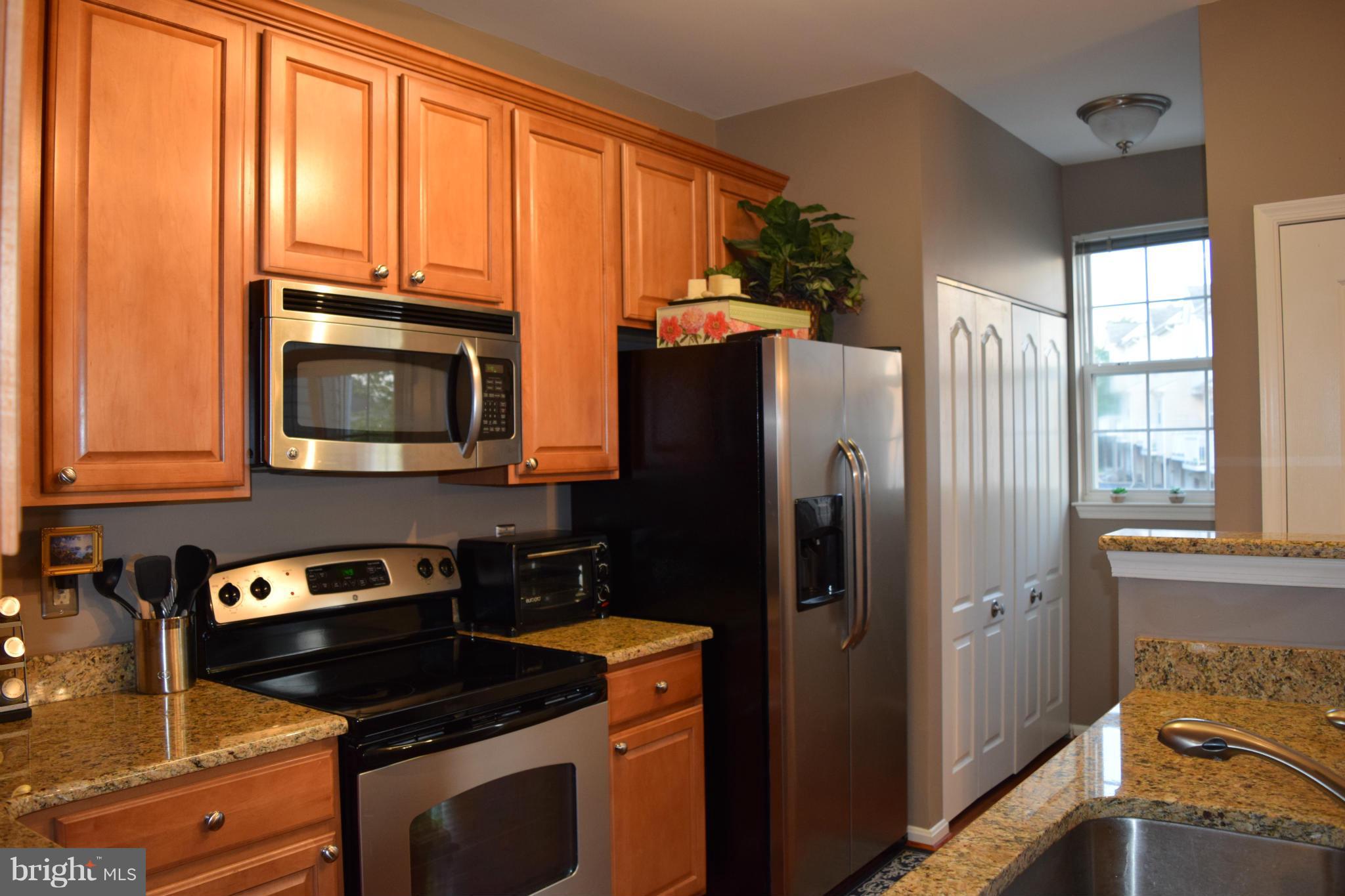 HIGH VIEW AT HUNT VALLEY - Residential Lease