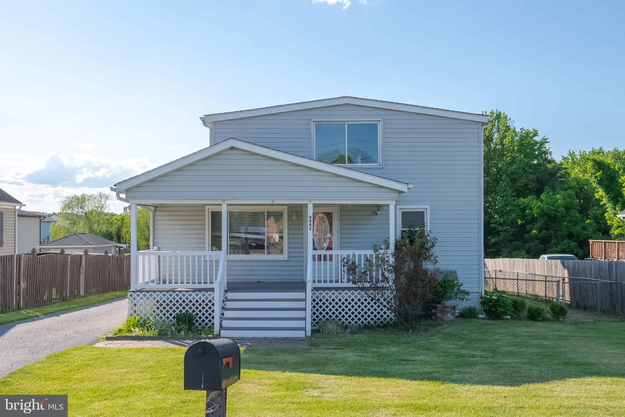 MIDDLE RIVER - Residential