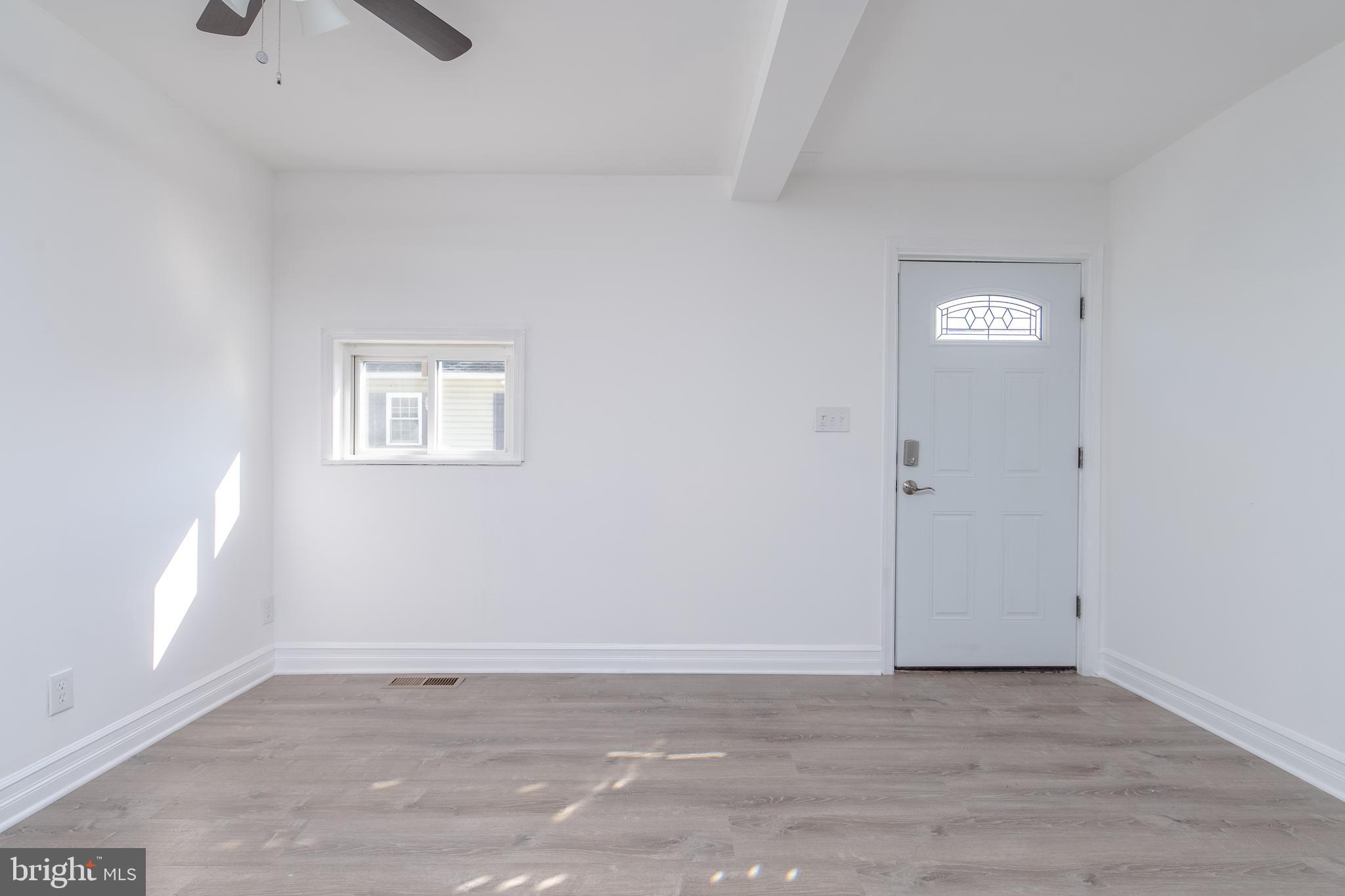 MIDDLE RIVER - Residential