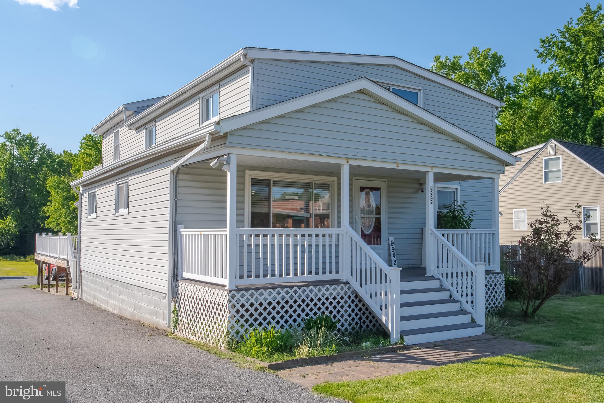 MIDDLE RIVER - Residential