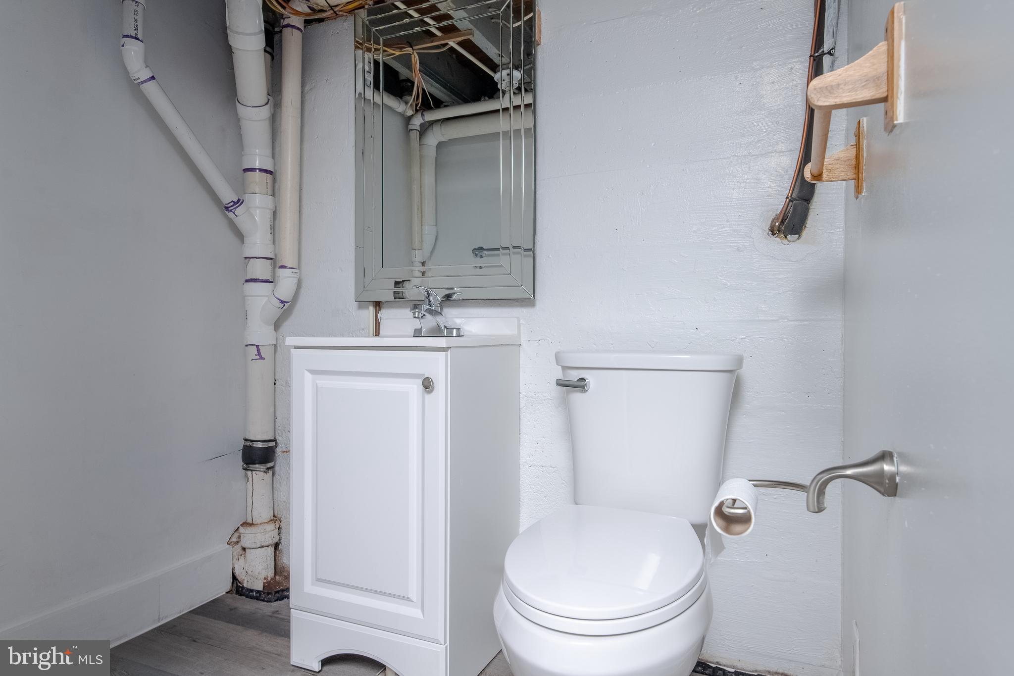 MIDDLE RIVER - Residential