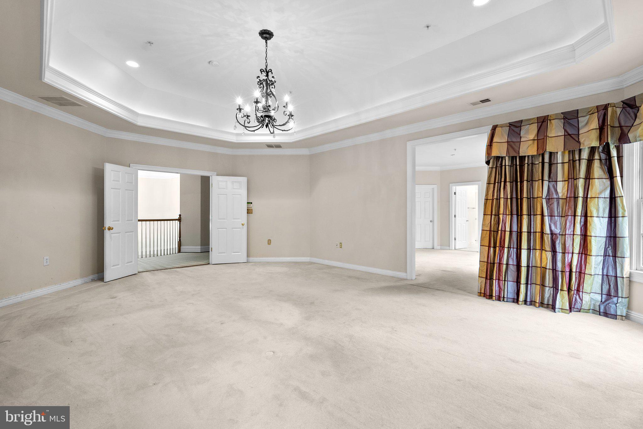 BRADLEY HILLS GROVE - Residential