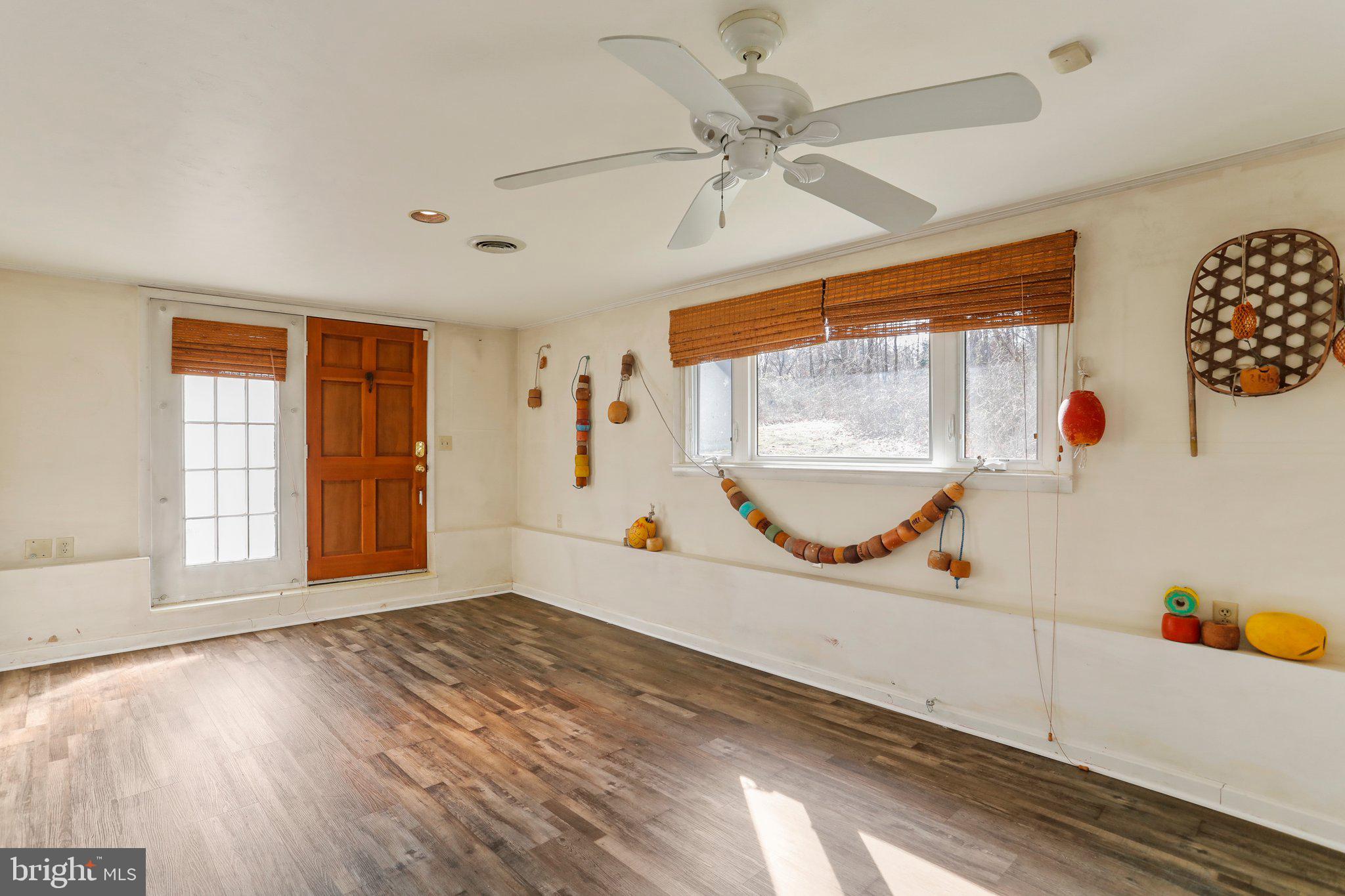 POTOMAC PARK ESTATES - Residential