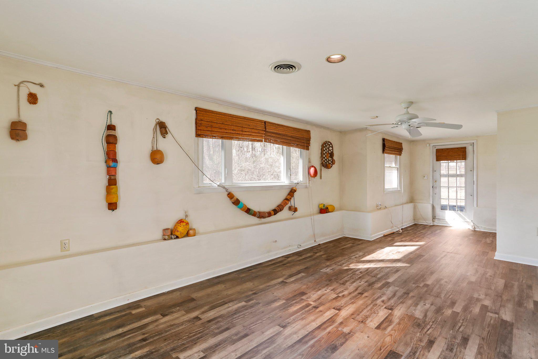 POTOMAC PARK ESTATES - Residential