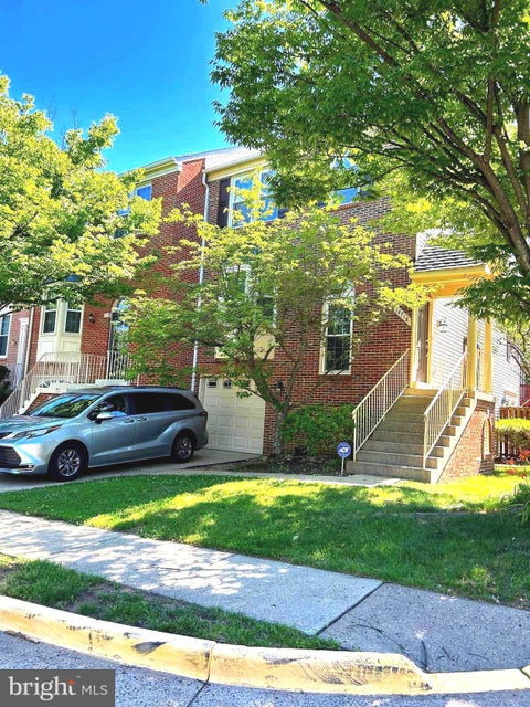 Photo of 14718 Winterfield Court, CENTREVILLE, VA 20120 (MLS # VAFX2321472)