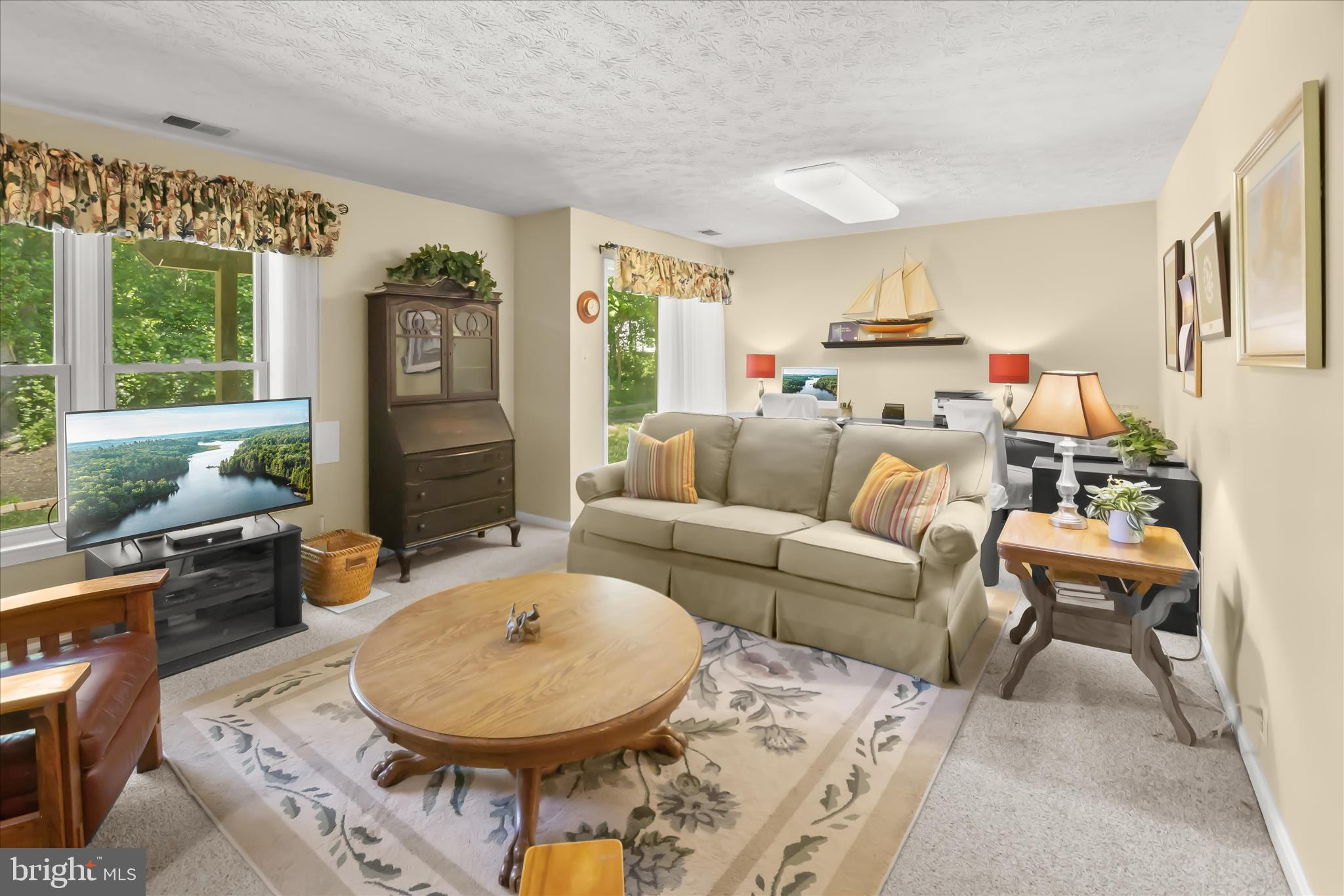 CEDAR WOODS - Residential