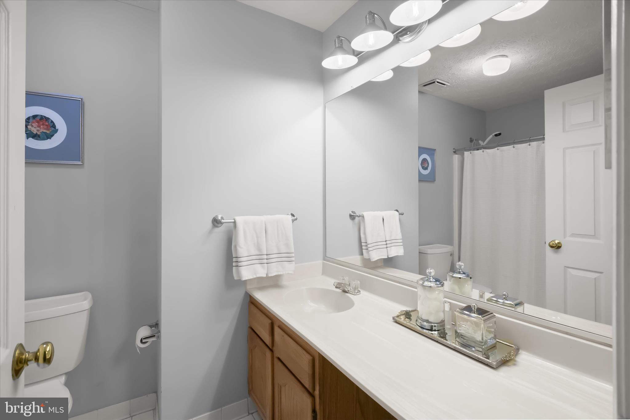 CEDAR WOODS - Residential