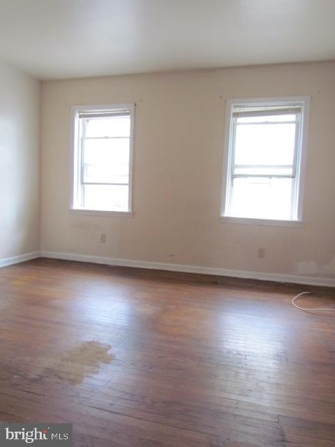 522 N DOUGLAS STREET