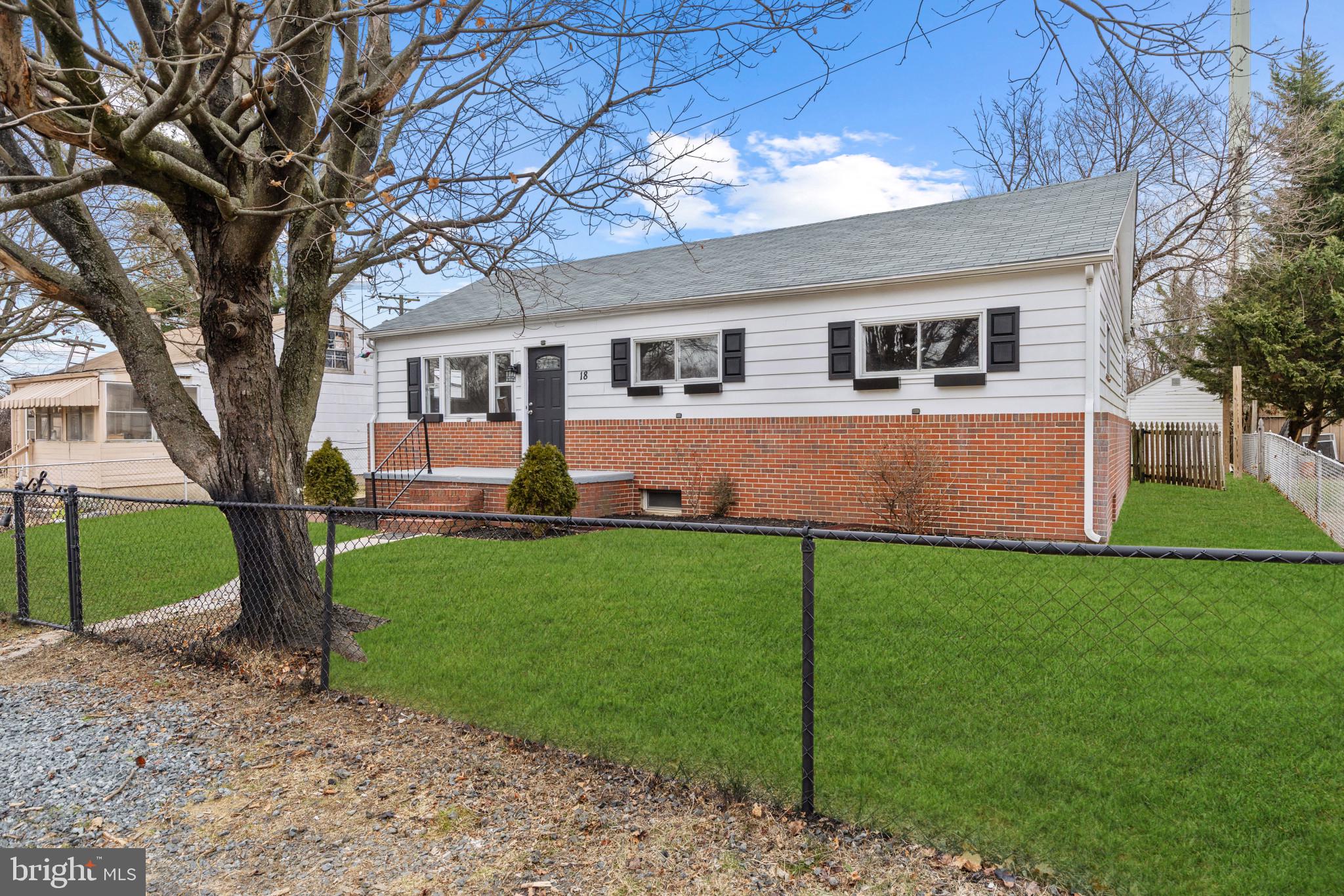 MIDDLE RIVER - Residential