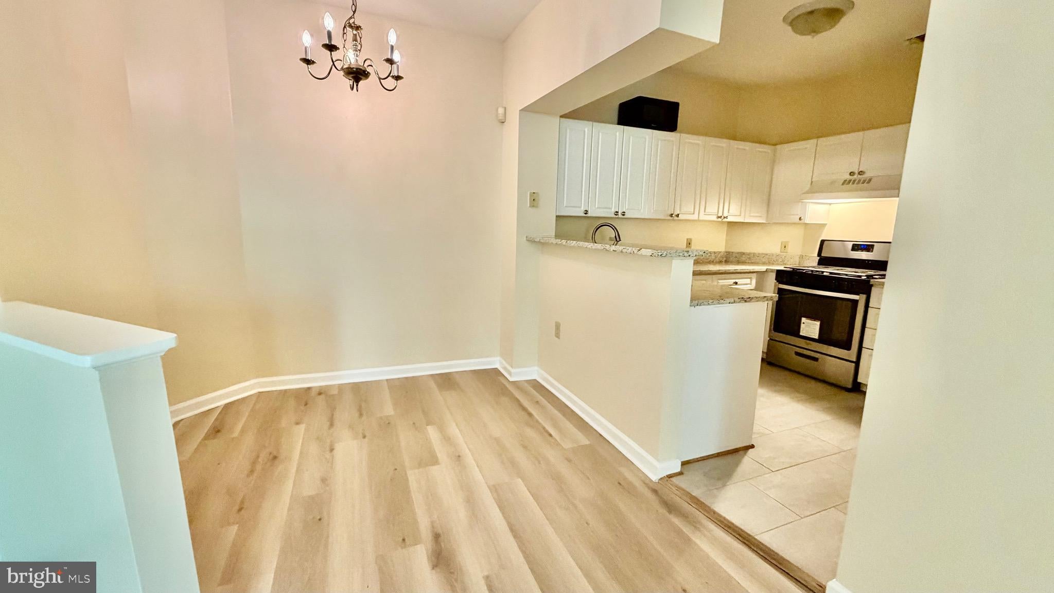 2203 WESTCOURT LANE 202