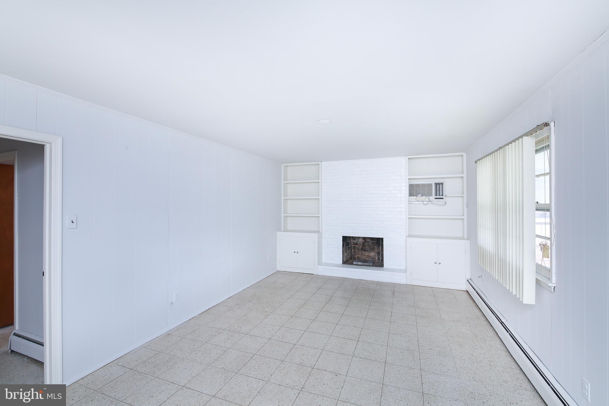 BRIAR HILL FARMS - Residential