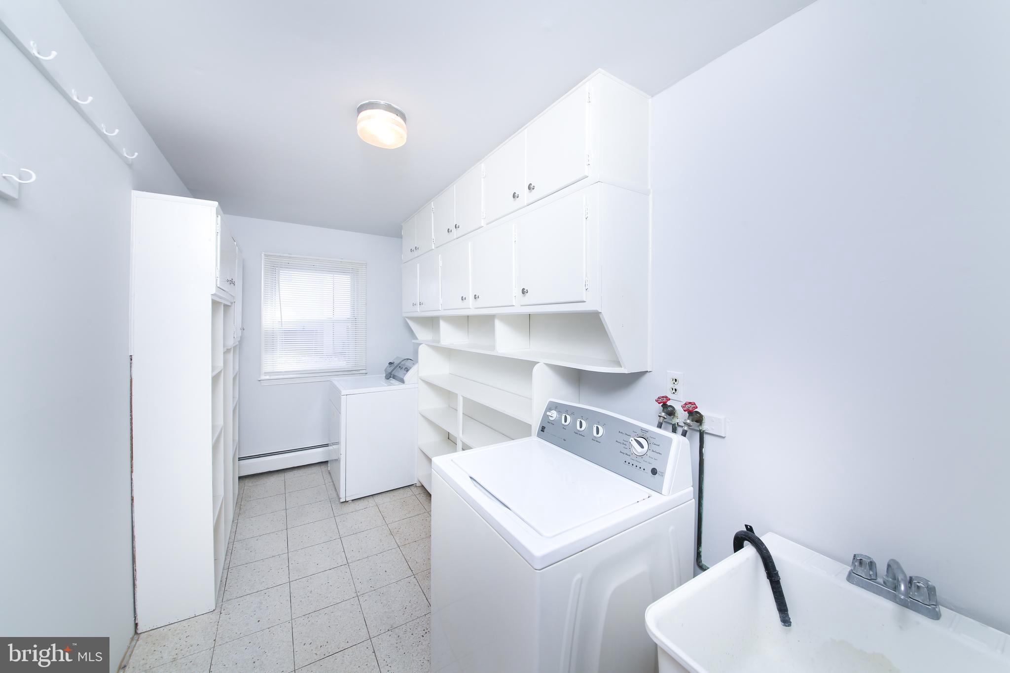 BRIAR HILL FARMS - Residential