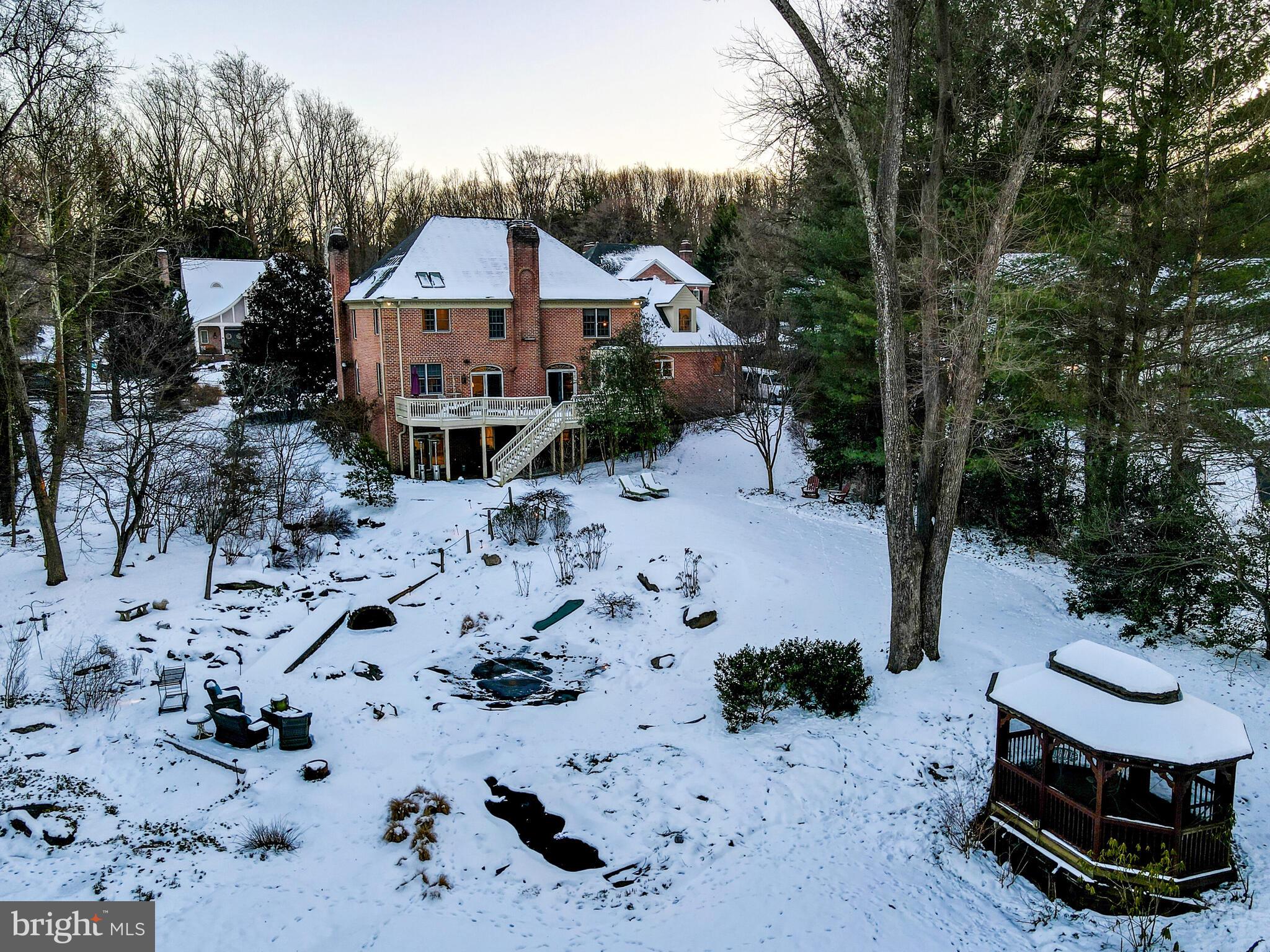 MEADOWCROFT - Residential