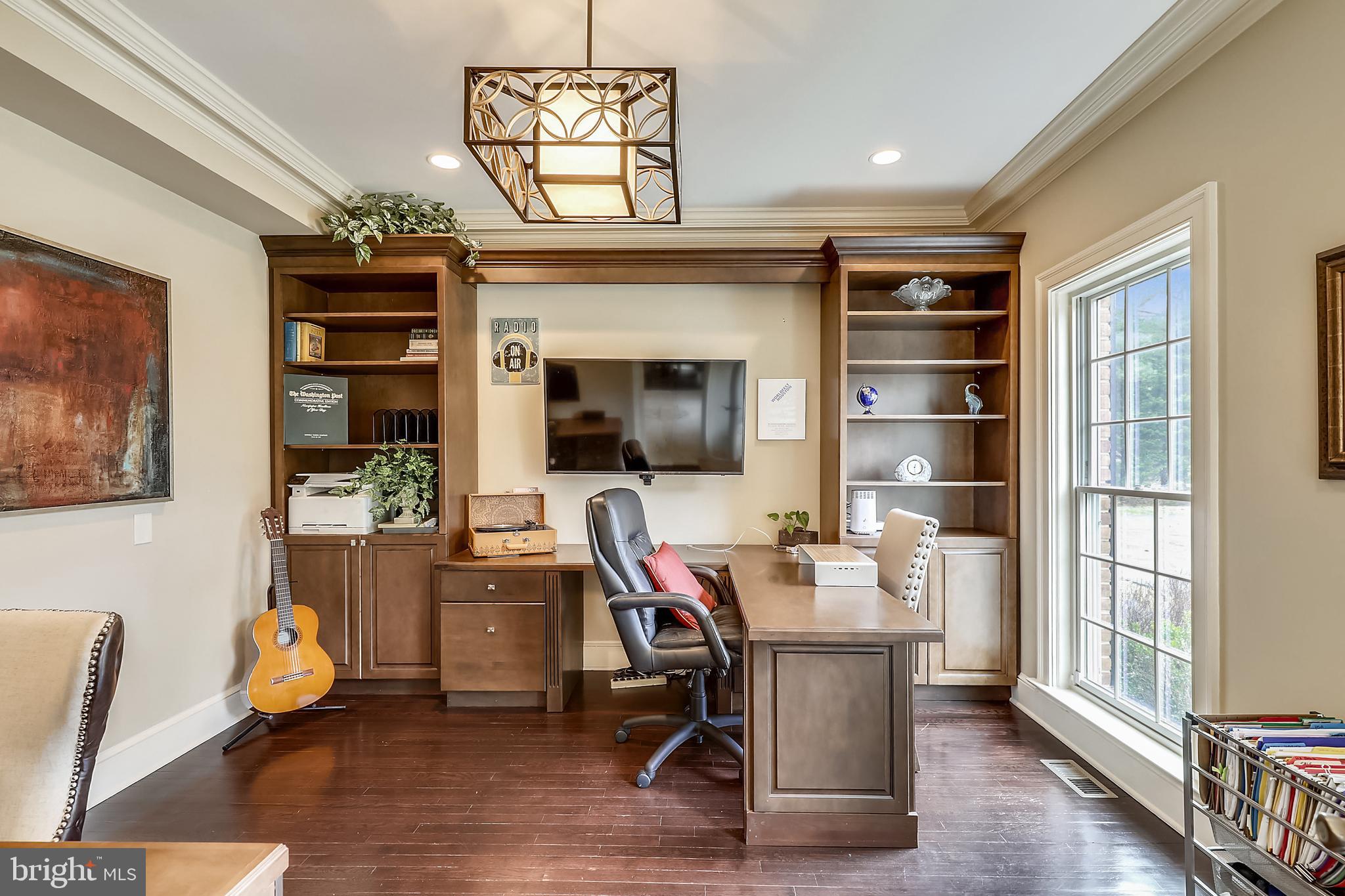 RIVER OAKS FARM - Residential Lease