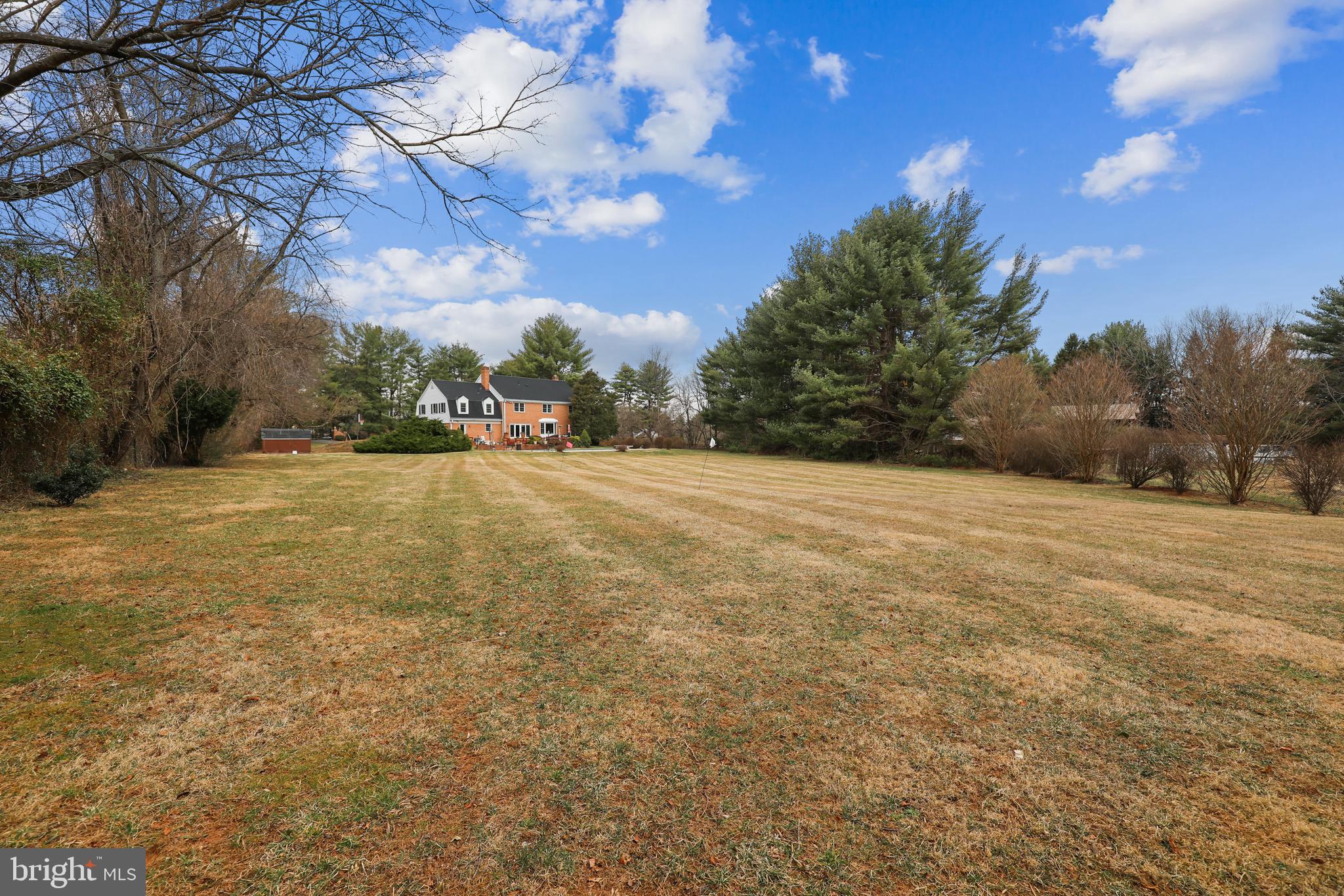 RIVER OAKS FARM - Residential Lease