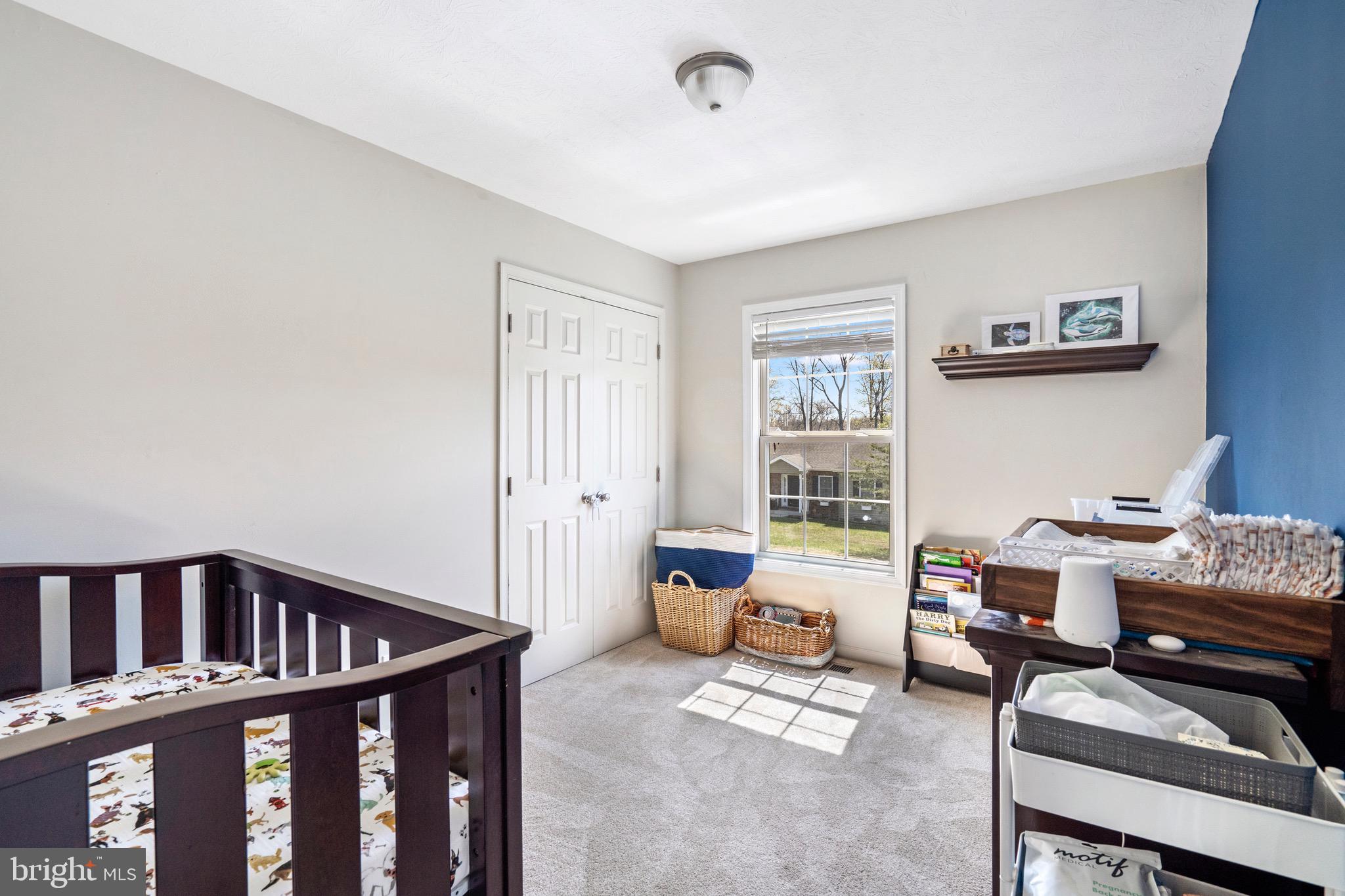 MIDDLE CREEK MANOR - Residential