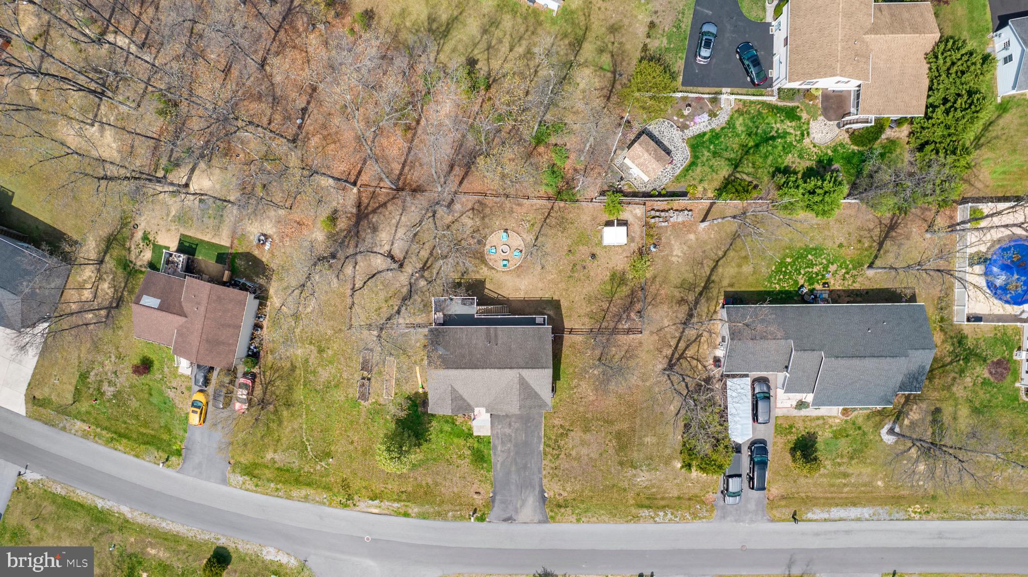 MIDDLE CREEK MANOR - Residential