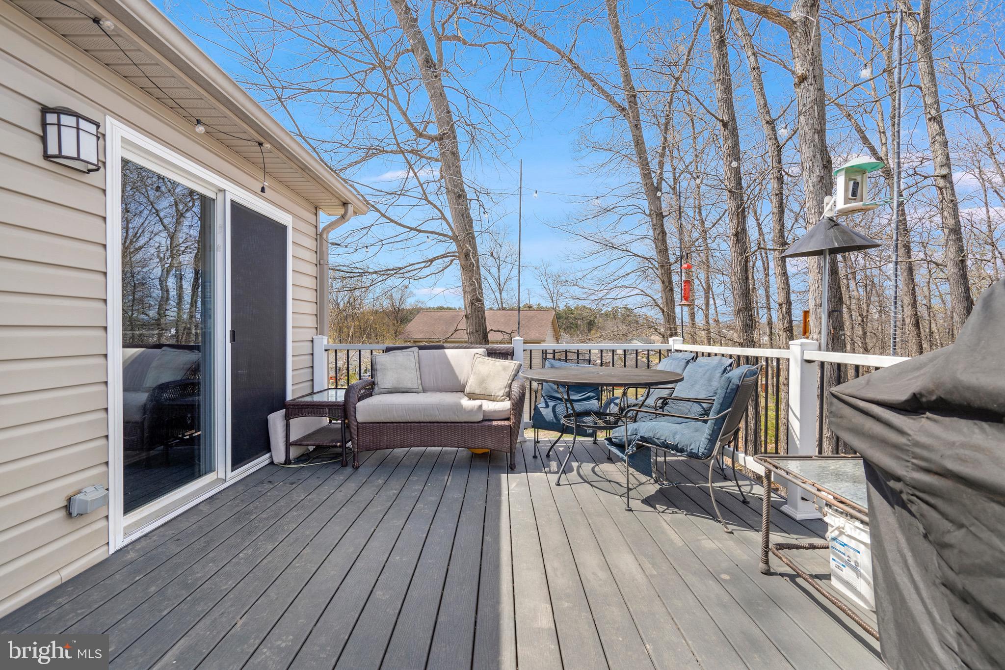 MIDDLE CREEK MANOR - Residential