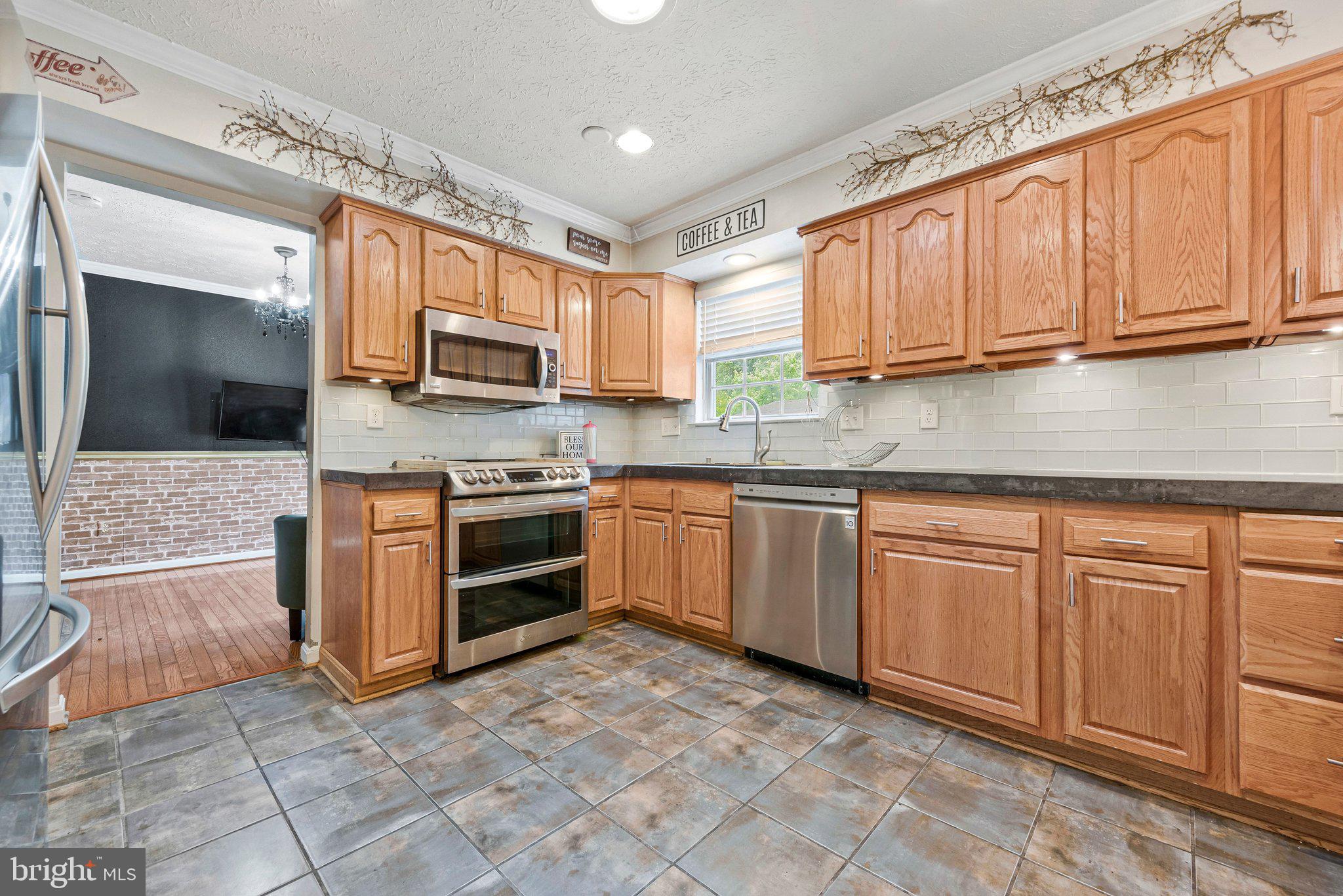1718 SEVERN ROAD