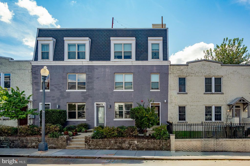 Photo of 610 Newton Place NW #12, WASHINGTON, DC 20010 (MLS # DCDC2222024)