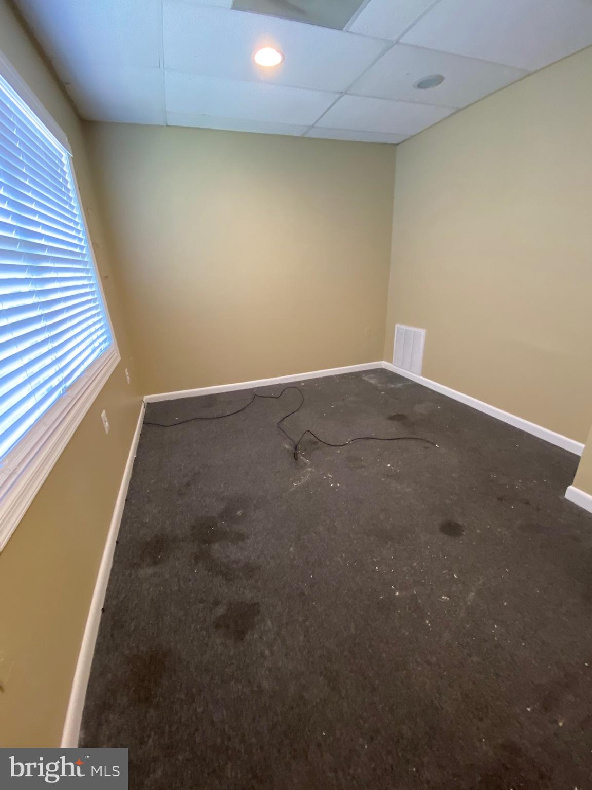 SOUTH LAKES OFFICE - Commercial Lease