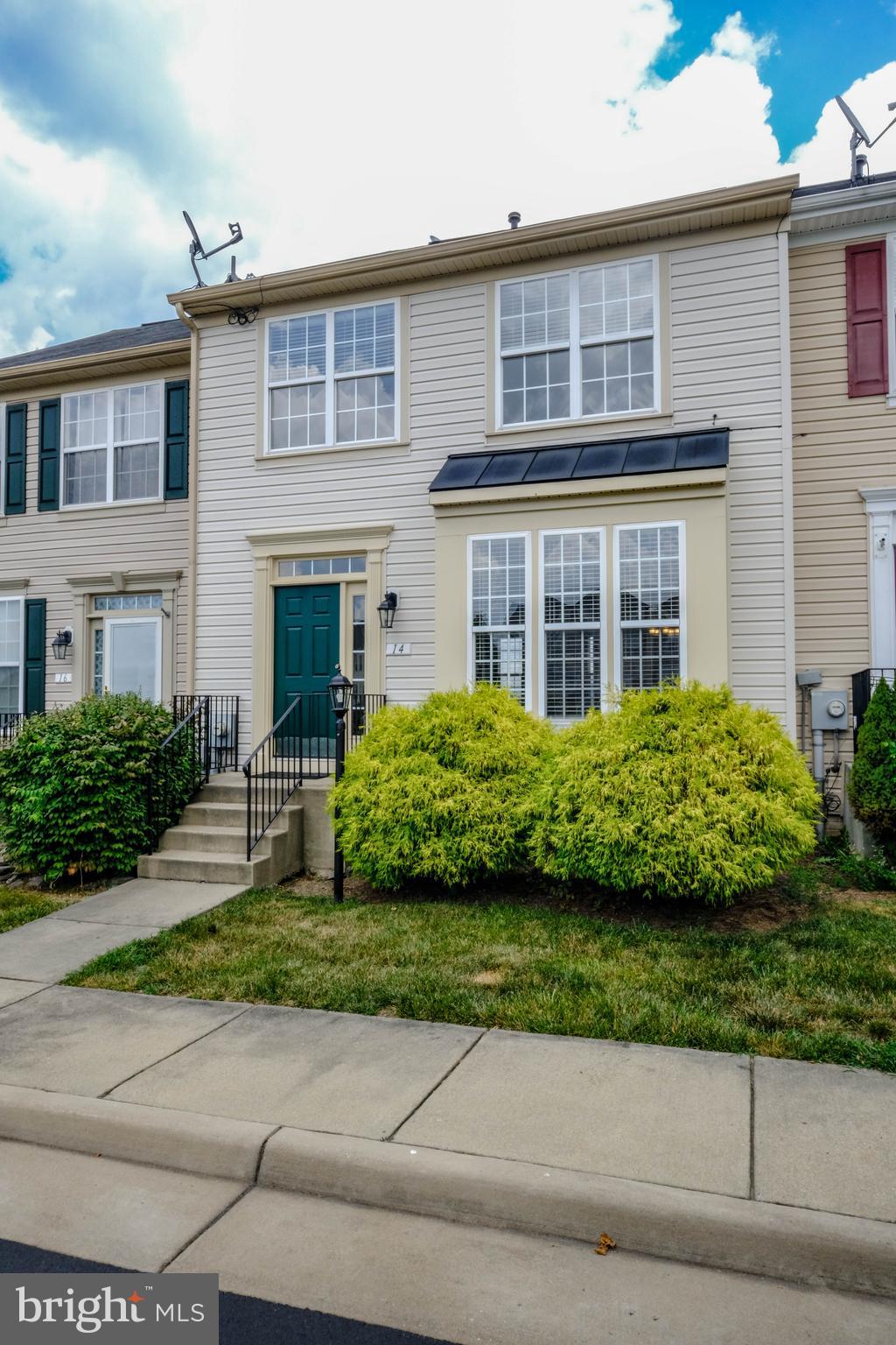 BLUE RIDGE SHADOWS TOWNS - Residential