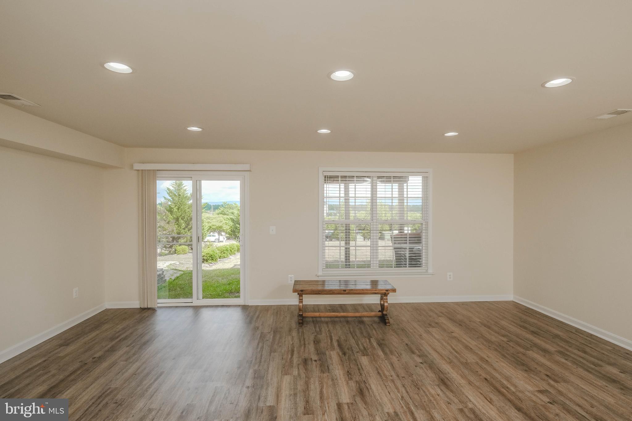 BLUE RIDGE SHADOWS TOWNS - Residential