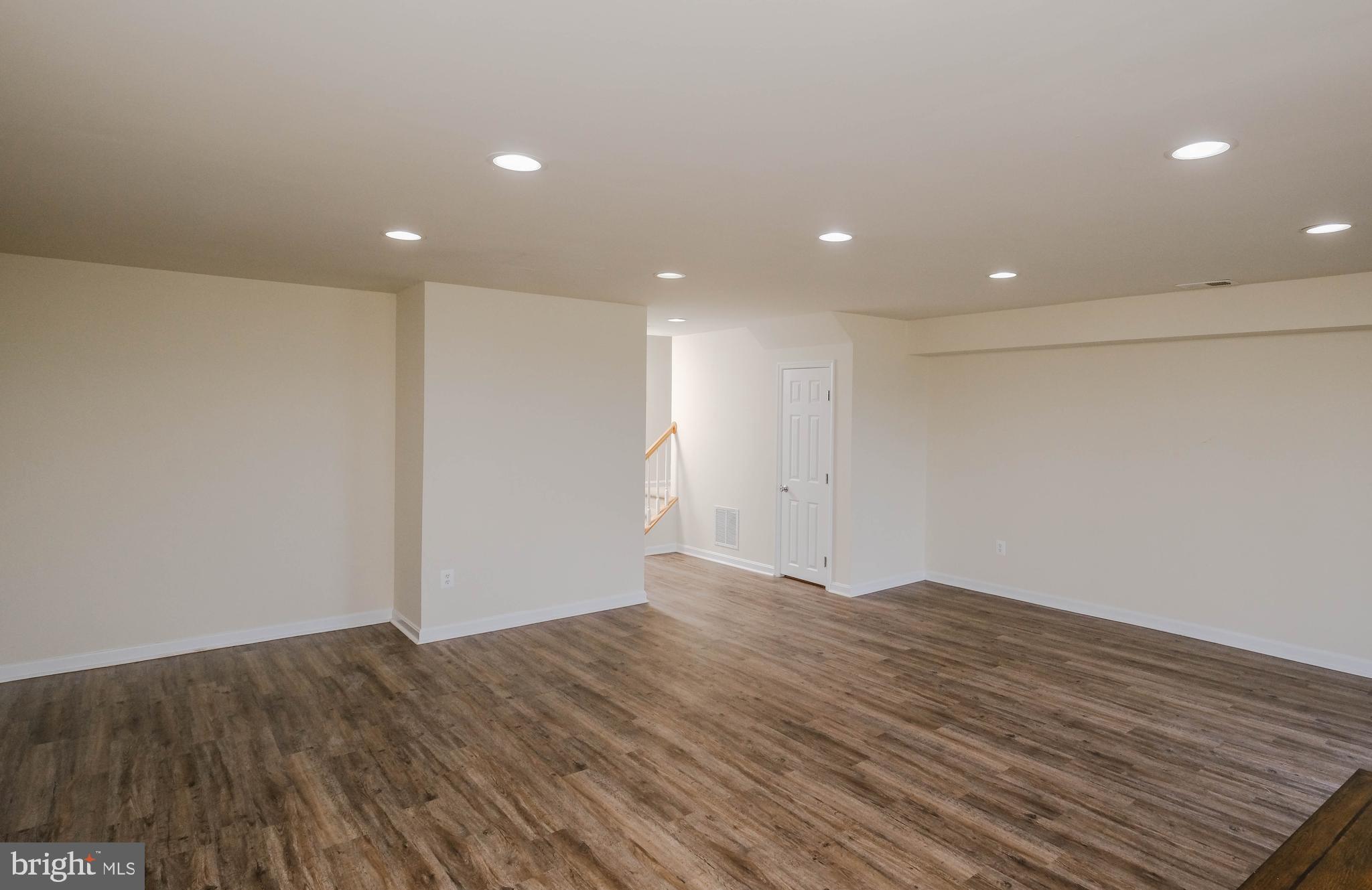 BLUE RIDGE SHADOWS TOWNS - Residential