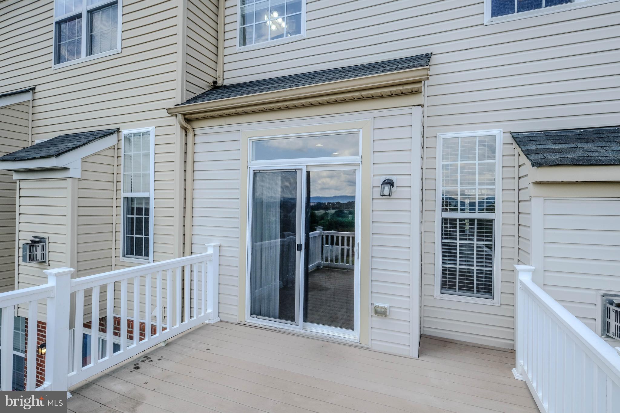 BLUE RIDGE SHADOWS TOWNS - Residential