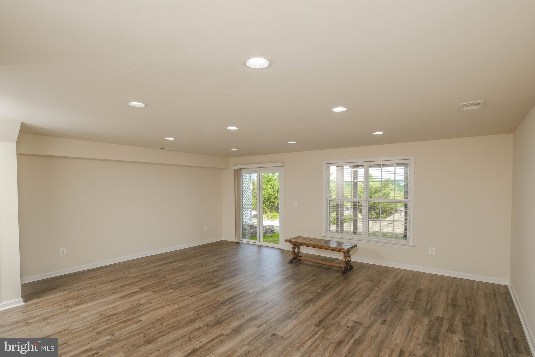 BLUE RIDGE SHADOWS TOWNS - Residential