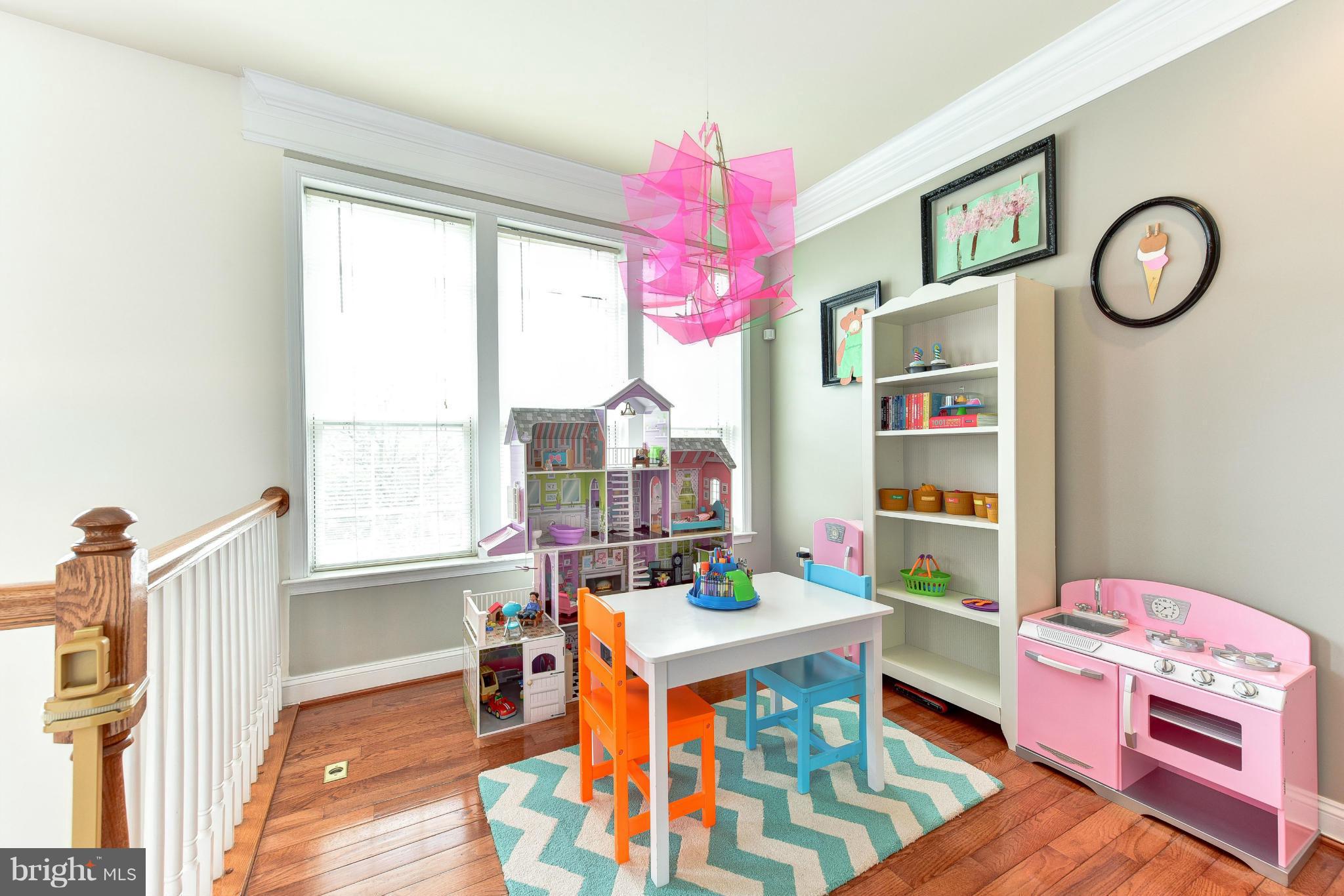 ALCOVA HEIGHTS - Residential