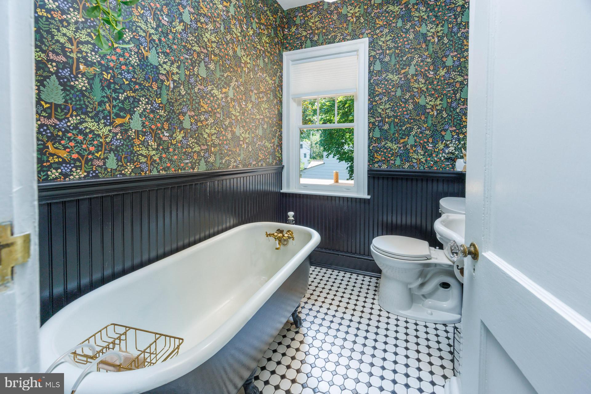 EASTON HISTORIC DISTRICT - Residential