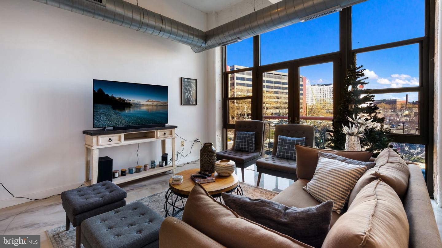 444 N 4TH STREET 318