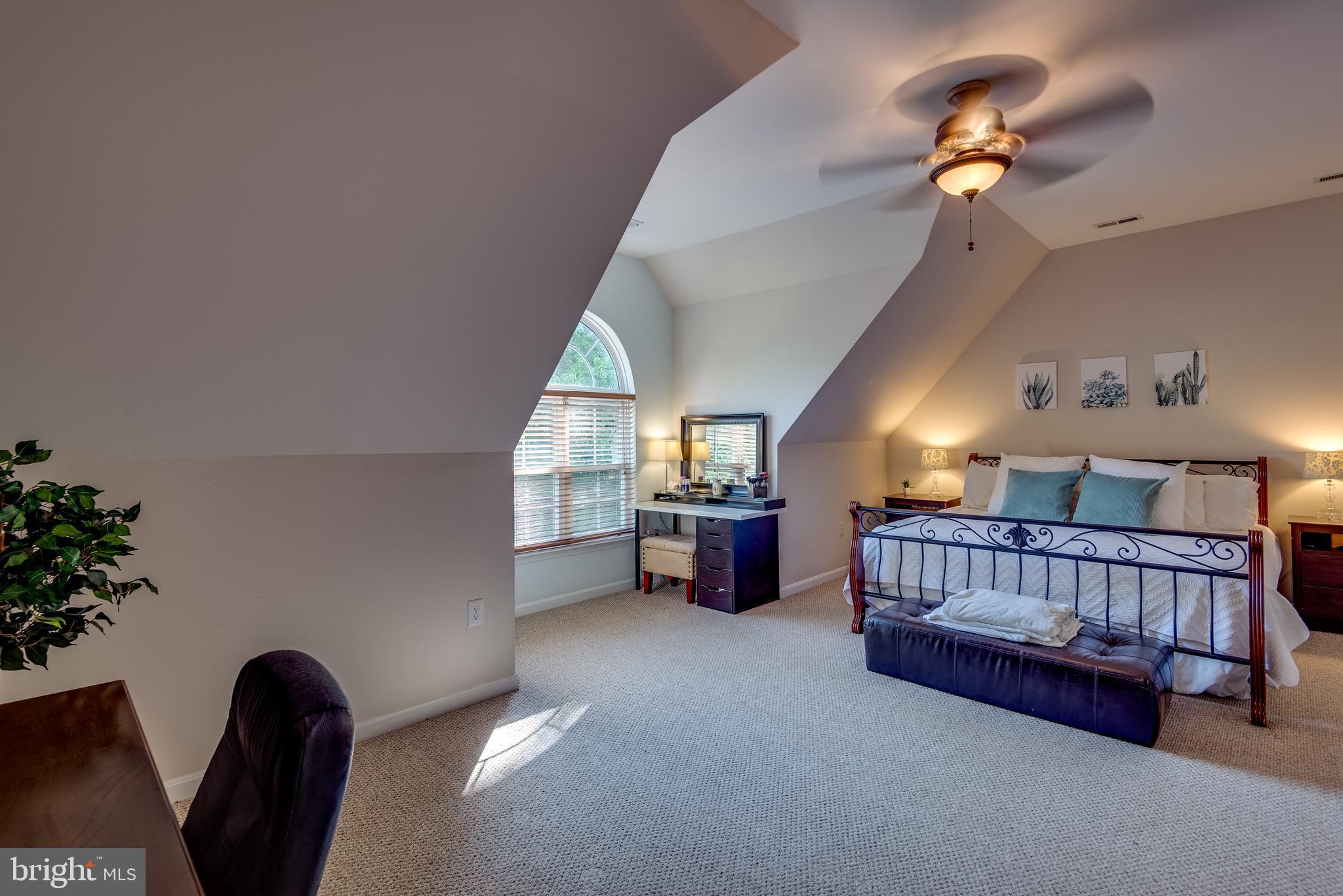 TOWN CREEK - Residential