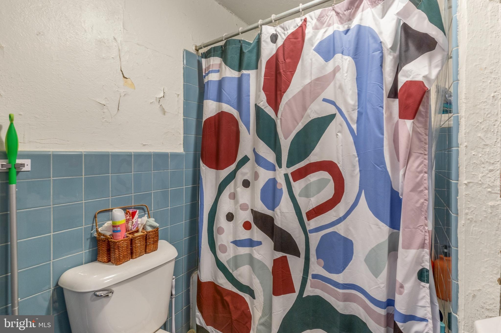 WASHINGTON SQ WEST - Residential Lease