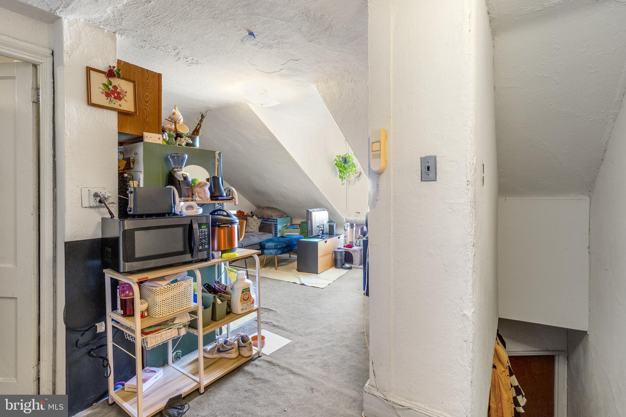 WASHINGTON SQ WEST - Residential Lease