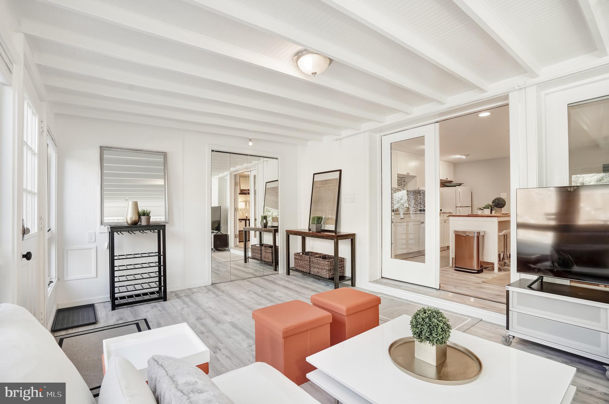 3817 NW CATHEDRAL AVENUE NW GARDEN APARTMENT