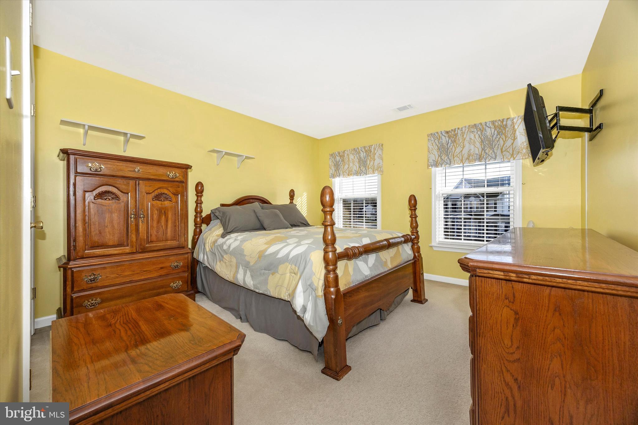 ROCKINGHAM - Residential