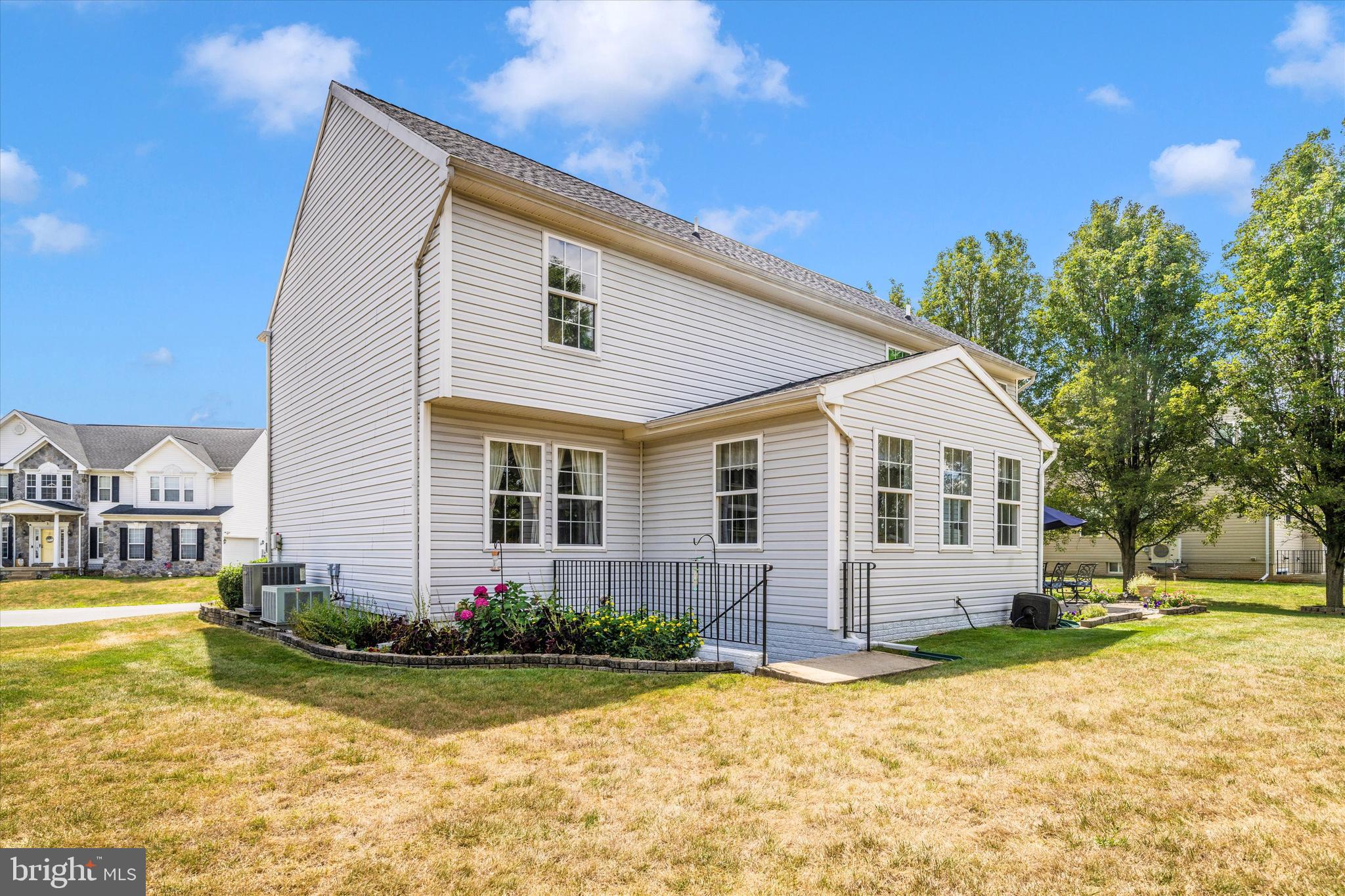 ROCKINGHAM - Residential