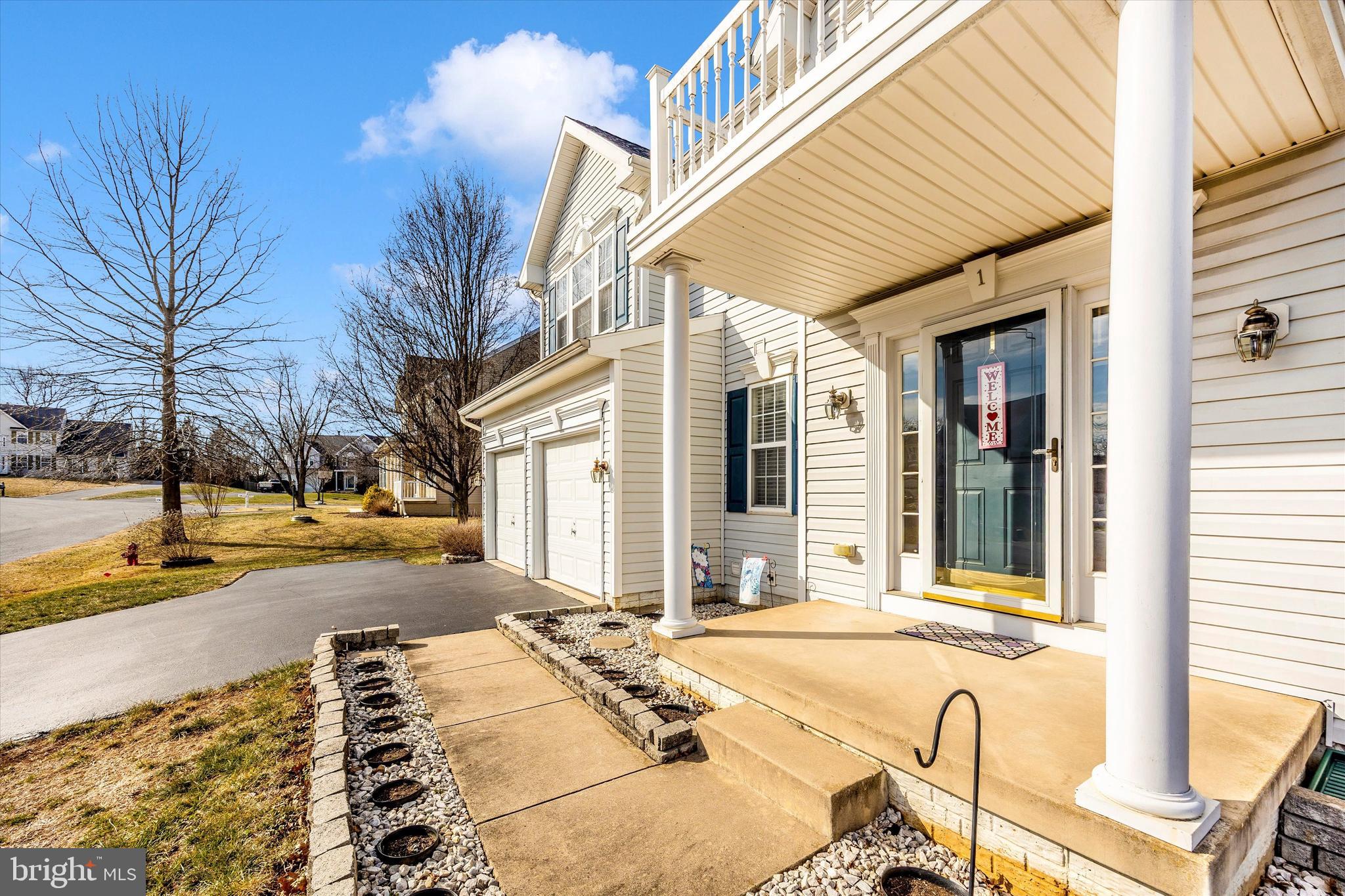 ROCKINGHAM - Residential