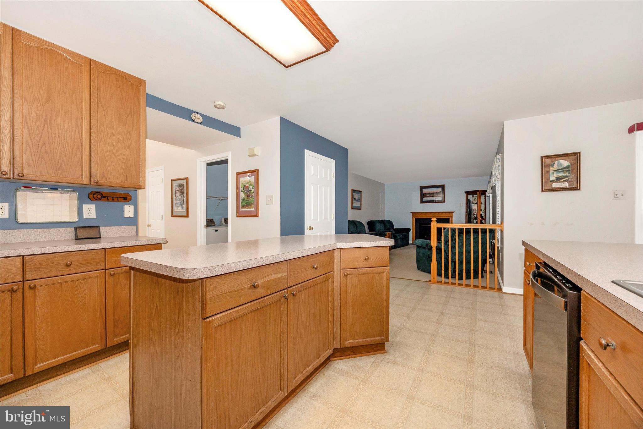 ROCKINGHAM - Residential