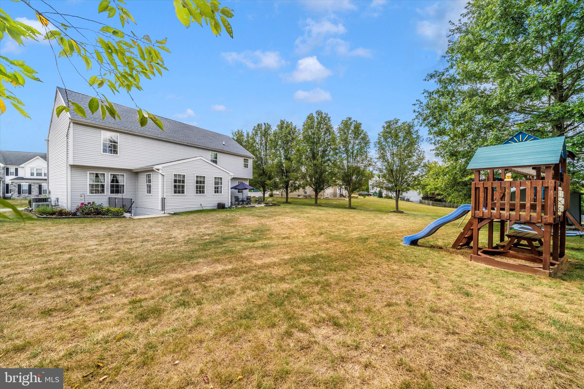 ROCKINGHAM - Residential