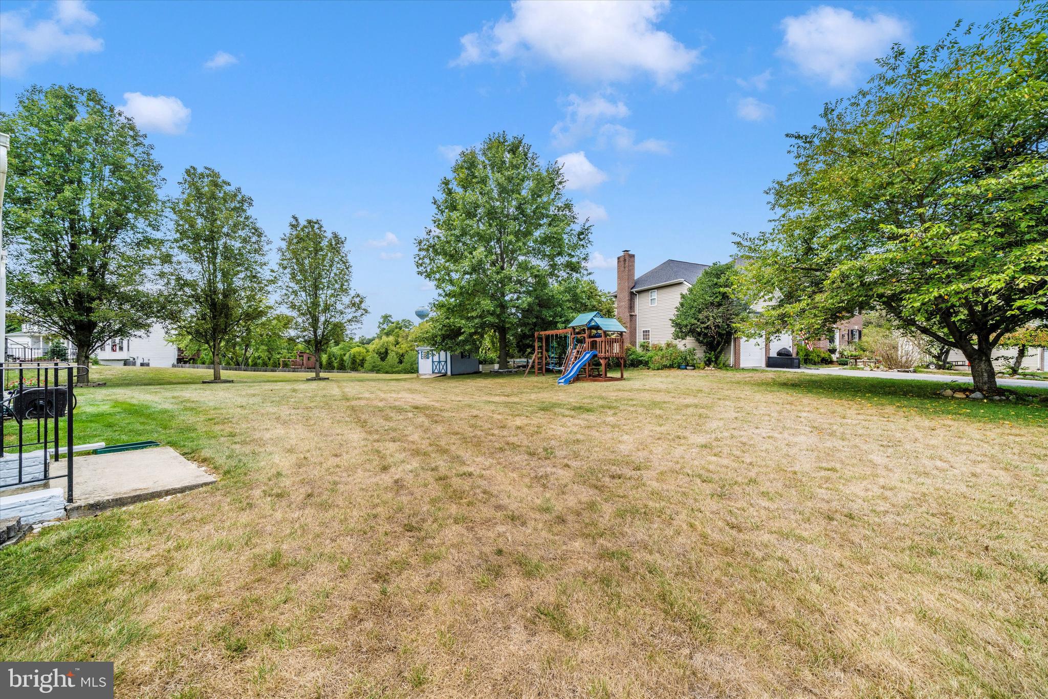 ROCKINGHAM - Residential