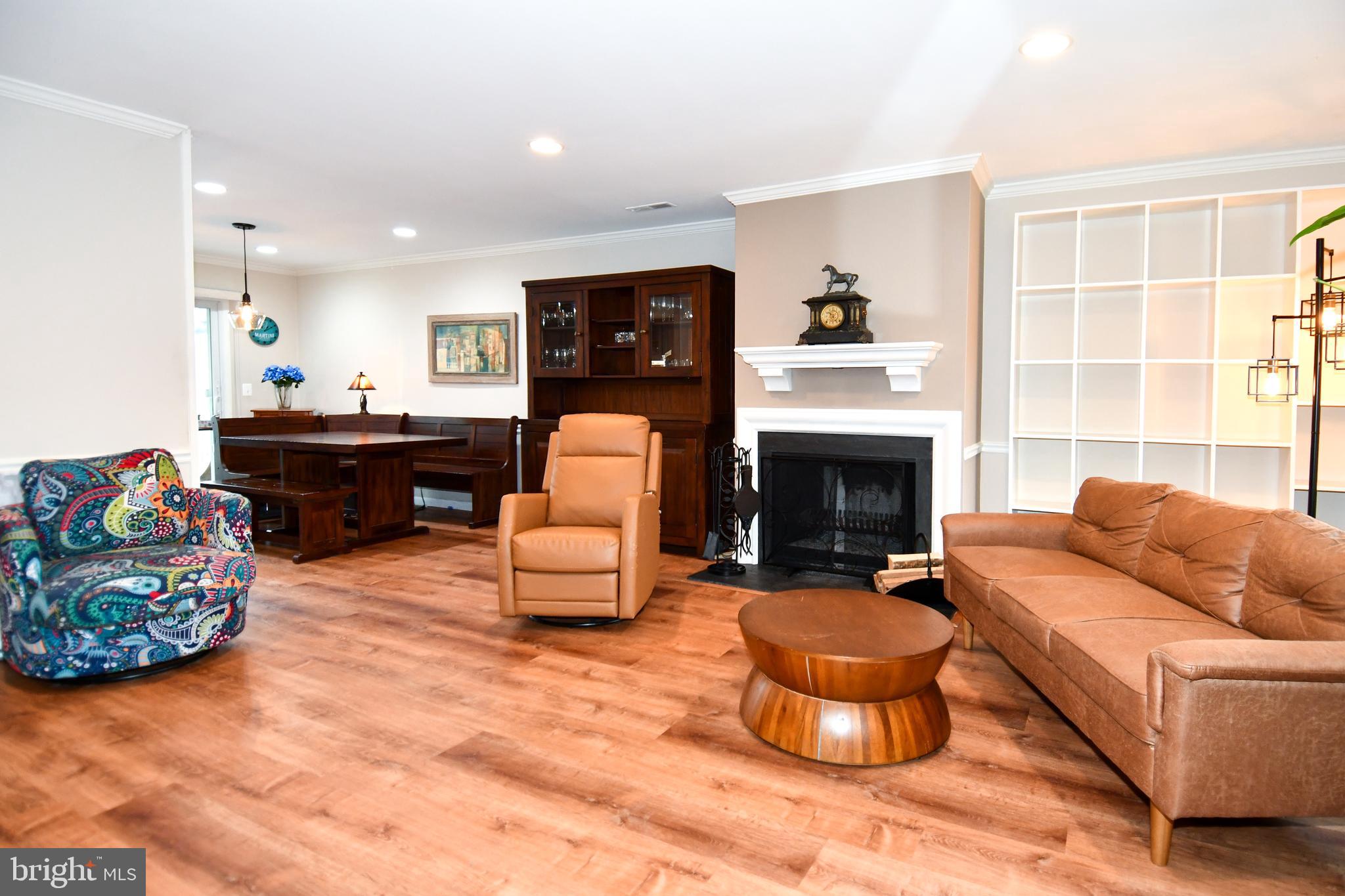 ROSSMOOR MUTUAL #9 - Residential