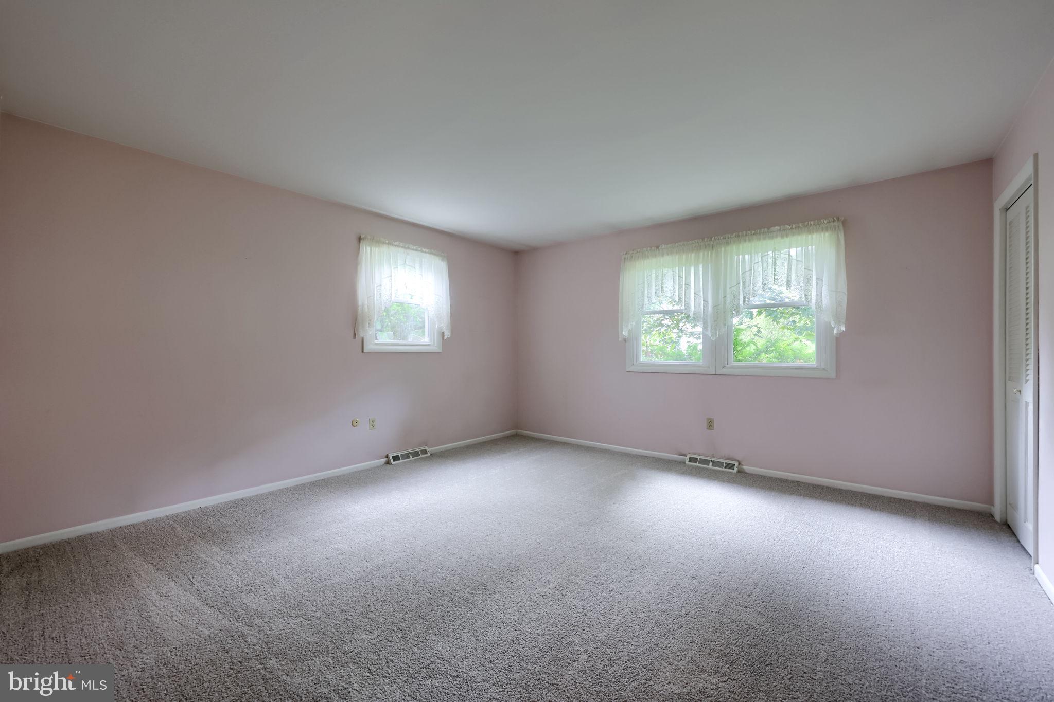HAMILTON PARK - Residential